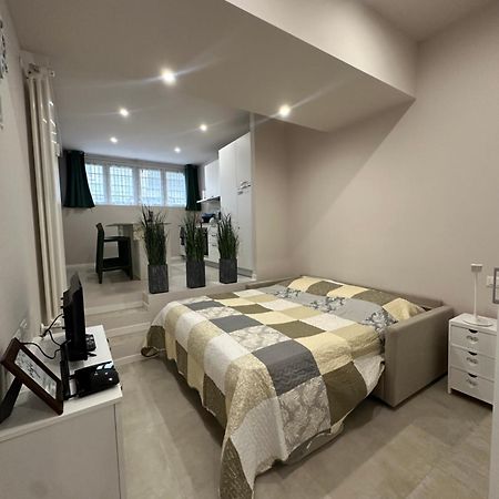 Апартаменты Monolocale Piazza Gambara M1 Милан Экстерьер фото